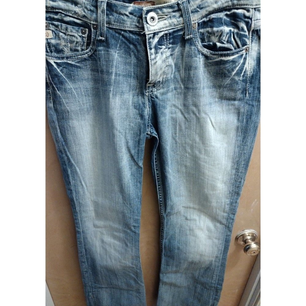 Big Star hazel curvy fit 27R womens stonewashed distressed boot cut jeans